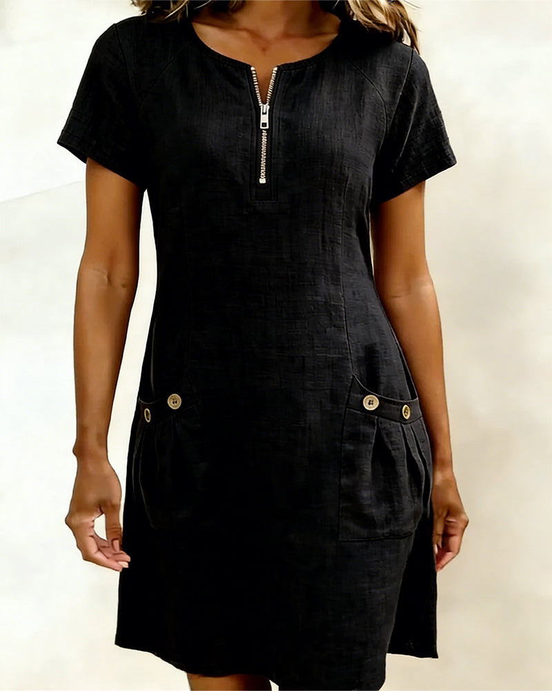 Back view of the Judith dress round neck and zipper closure