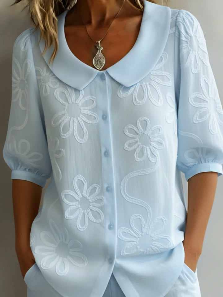 Vivian blouse in light blue