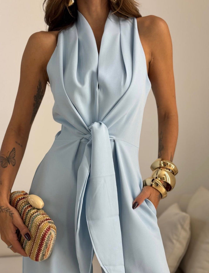 Doris elegant jumpsuit in sky blue, close-up of the tie-waist detail