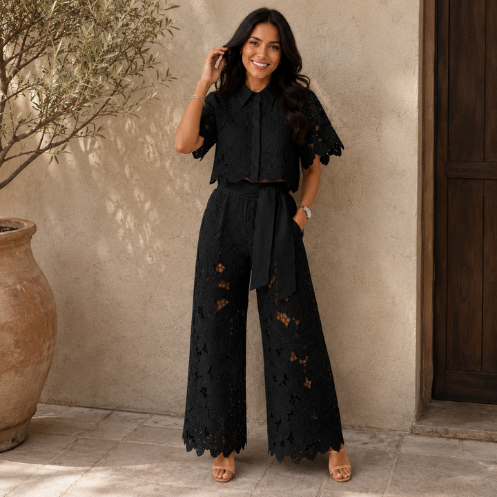 Holly Elegant Lightweight Two-Piece Set