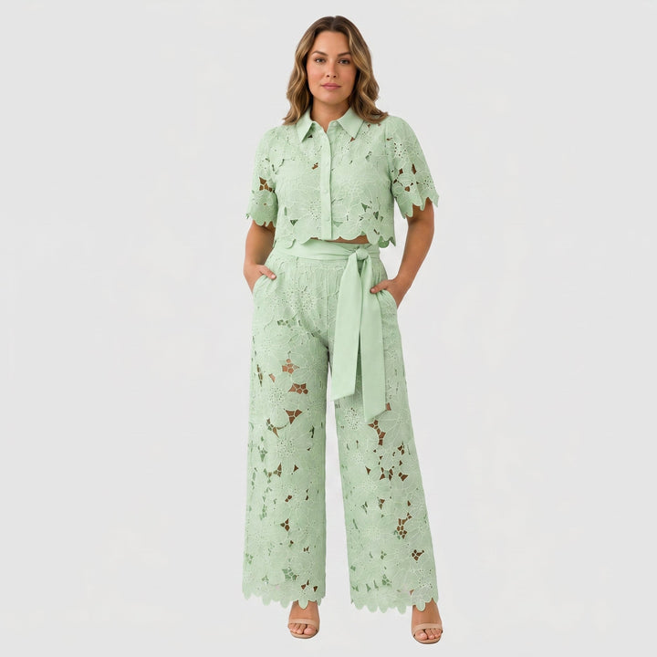 Holly Elegant Lightweight Two-Piece Set